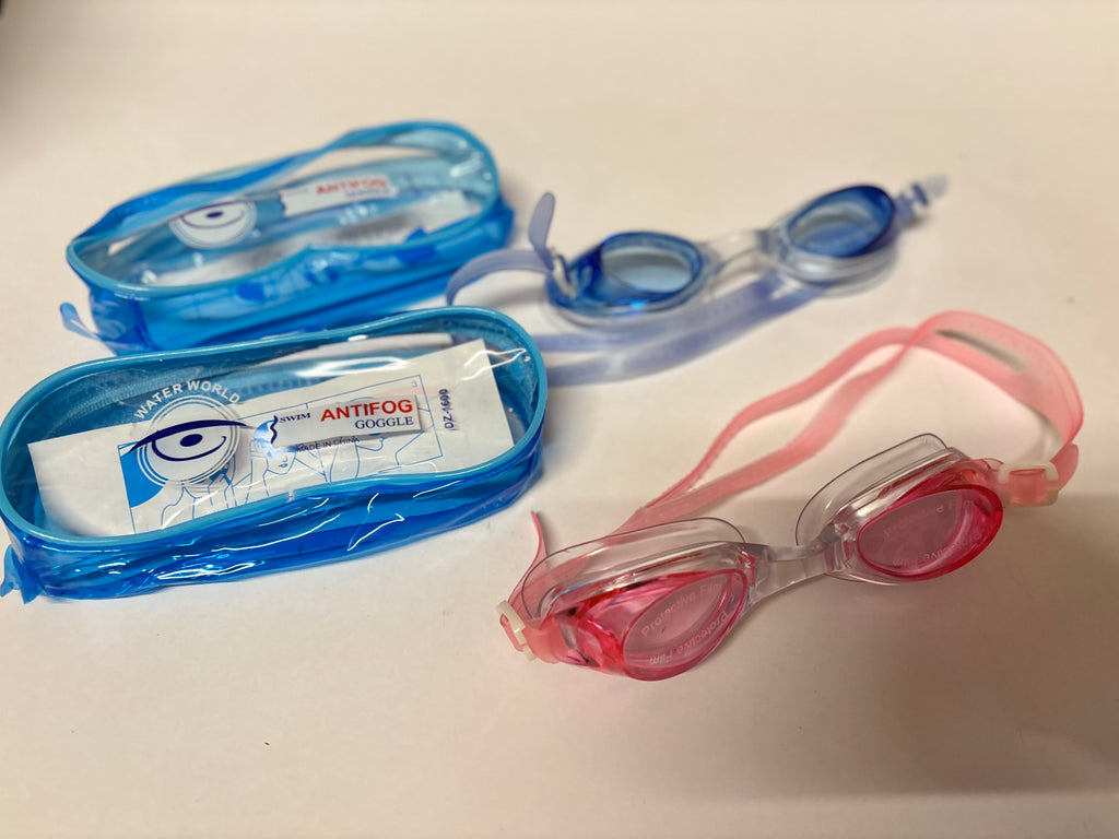 SWIMMING GOGGLES