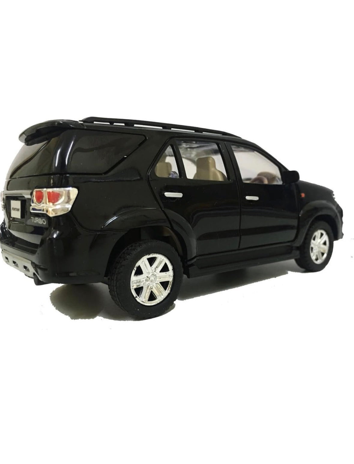 FORTUNE SUVs (pullback)